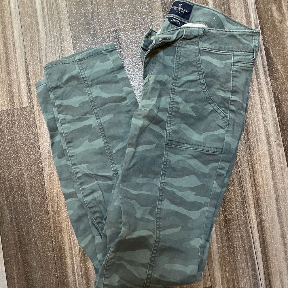American eagle camo jeans women’s